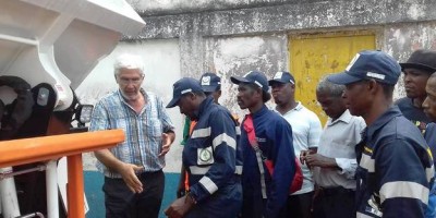 Acto de entrega de los materiales del proyecto “Todas y todos protegemos el medio ambiente de Mé Zóchi”